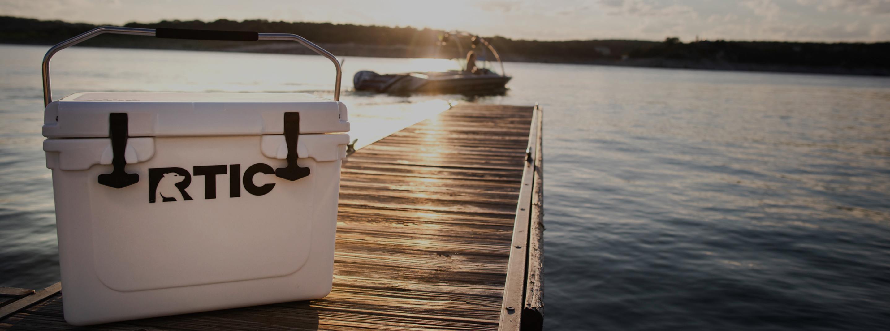 145 QT Ultra-Tough Cooler